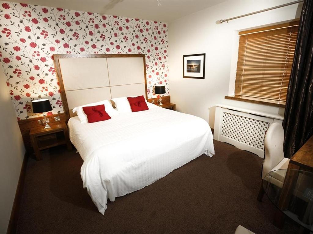 Customs House Country Inn Belcoo Chambre photo