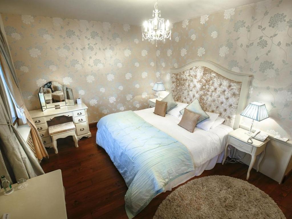 Customs House Country Inn Belcoo Extérieur photo