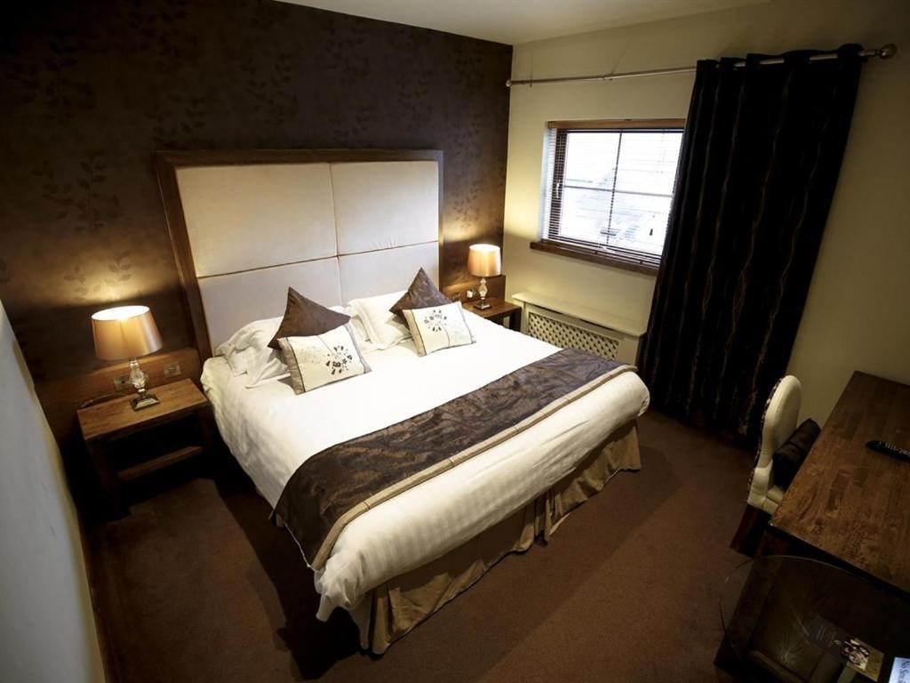 Customs House Country Inn Belcoo Chambre photo